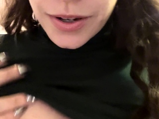 Amateur webcam babe dildo masturbation